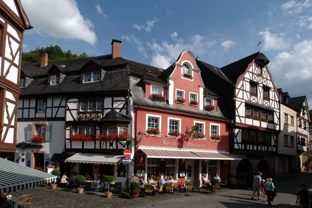 Gast-Und Weinhaus Burkard Hotel Bernkastel-Kues Luaran gambar